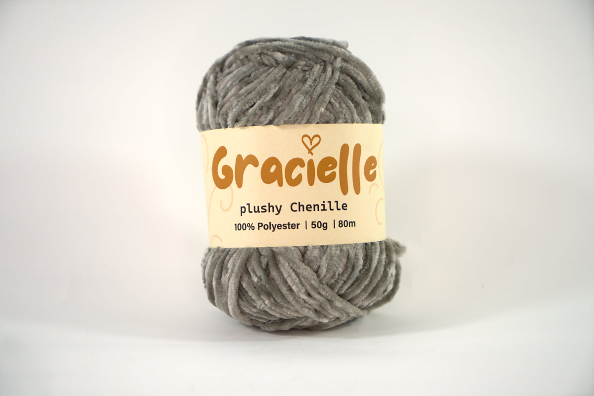 Chenille Velvet Knitting & Crochet Yarn - Aran to Chunky Weight, 50g