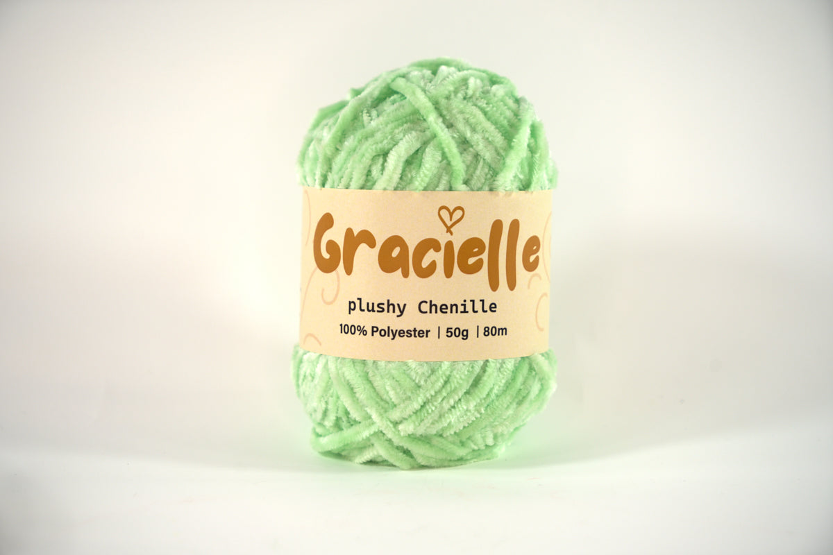 Chenille Velvet Knitting & Crochet Yarn - Aran to Chunky Weight, 50g