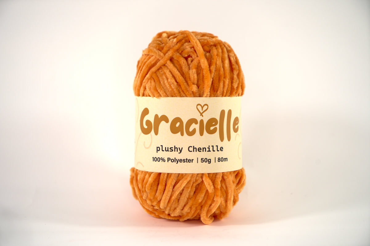 Chenille Velvet Knitting & Crochet Yarn - Aran to Chunky Weight, 50g