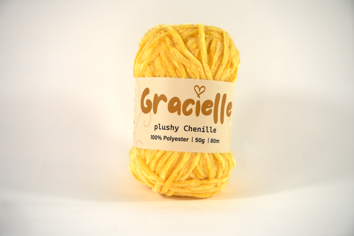 Chenille Velvet Knitting & Crochet Yarn - Aran to Chunky Weight, 50g